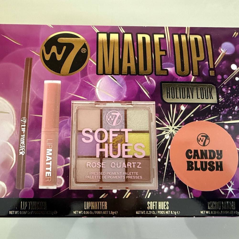 W7 Made Up! Eyeshadow Blush lip liner & color  4 pc Set new in box